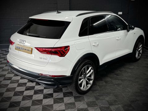 Audi Q3 2.0 Q3 Black Edition 35 TDI Semi-Auto 5dr 17