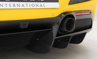 Ferrari F8 Tributo 28