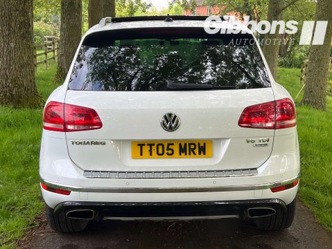 Volkswagen Touareg 3.0 Touareg V6 R-Line TDI BlueMotion Technology Auto 4WD 5dr 10