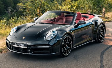 Porsche 911 Turbo S CABRIOLET (992) 2