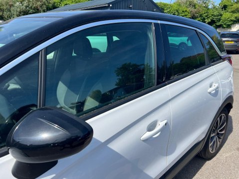 Vauxhall Crossland X 1.2 Elite Nav Euro 6 (s/s) 5dr 17