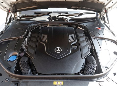 Mercedes-Benz S Class AMG Line Coupe 29