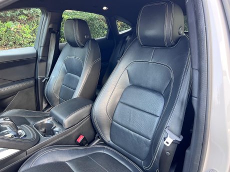 Jaguar E-Pace 2.0 P200 R-Dynamic SE Auto AWD Euro 6 (s/s) 5dr 34