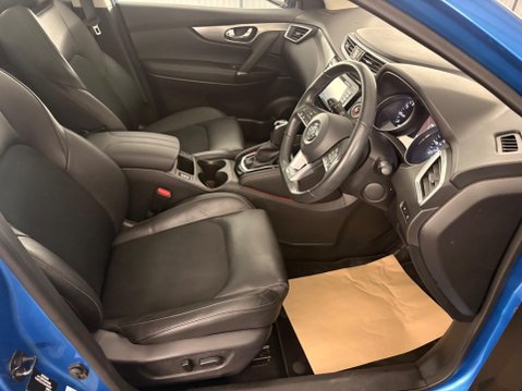 Nissan Qashqai 1.2 DIG-T Tekna XTRON Euro 6 (s/s) 5dr 4