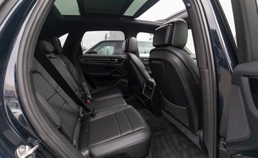 Porsche Cayenne S 16