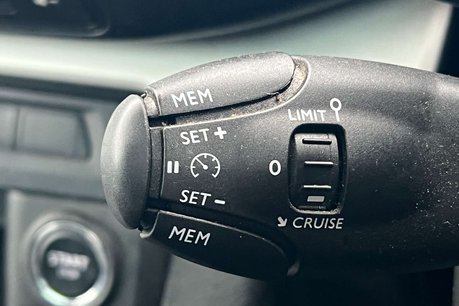 Peugeot Traveller 2.0 BlueHDi Allure Standard MPV 5dr Diesel Manual MWB Euro 6 (s/s) (150 ps) 56