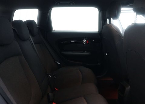 Mini Clubman 1.5 Clubman Cooper Auto 6dr 41