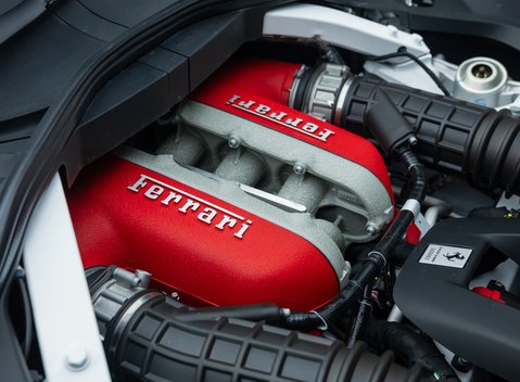 Ferrari Purosangue 54