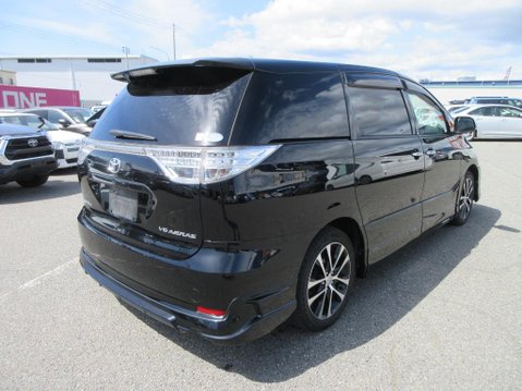 Toyota Estima 3.5 V6 AERAS LEATHER PACKAGE 4WD + 7 Seats 3