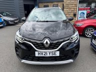 Renault Captur ICONIC TCE 3