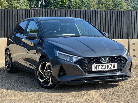 Hyundai i20 T-GDI PREMIUM MHEV 1