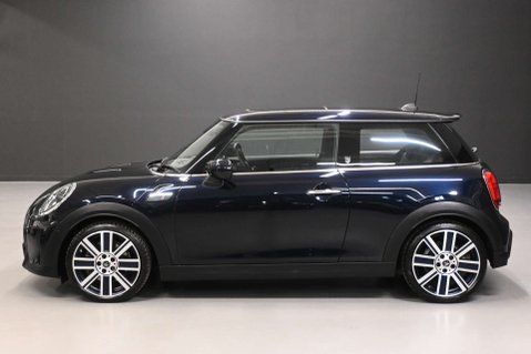 Mini Hatch 2.0 Cooper S Exclusive Auto 3dr 16