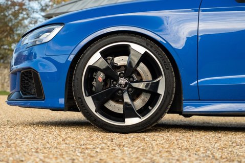 Audi RS3 2.5 TFSI Audi Sport Edition S Tronic quattro Euro 6 (s/s) 4dr 9
