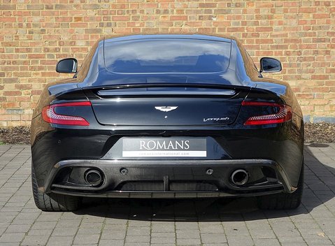 Aston Martin Vanquish Carbon Edition 13