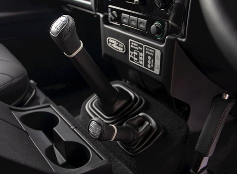 Land Rover Defender 110 Adventure Edition 20