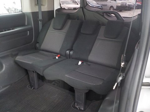 Honda Stepwagon RP3 1.5 Turbo Spada Waku Waku Doors 15