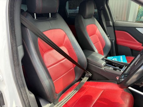 Jaguar F-Pace 2.0 F-Pace R-Sport AWD D Auto 4WD 5dr 16
