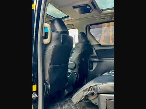 Toyota Vellfire Sunroof 58