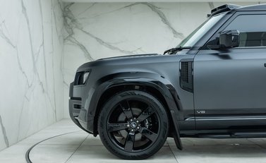 Land Rover Defender 110 V8 Carpathian Edition 35