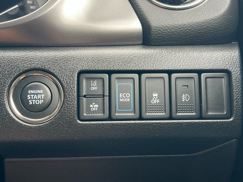 Suzuki Vitara SZ-T 37
