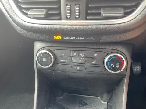Ford Fiesta 1.0T EcoBoost Zetec Euro 6 (s/s) 3dr 24