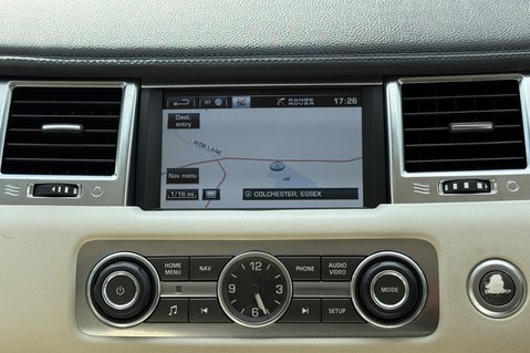 Land Rover Range Rover Sport SDV6 HSE - 10 SERVICES RECORDED - NEW MOT - RARE INTERIOR 37