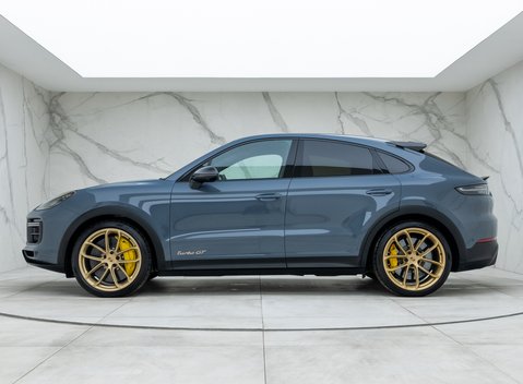 Porsche Cayenne Turbo GT 2