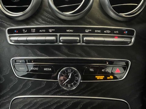 Mercedes-Benz C Class 2.1 C 220 AMG Line D Auto 2dr 27