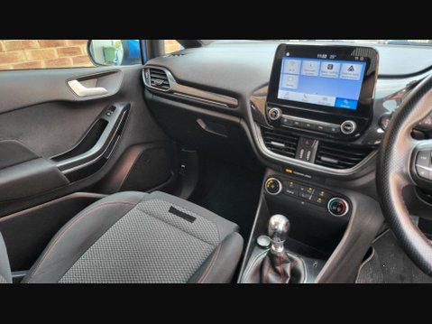 Ford Fiesta ST-LINE 31
