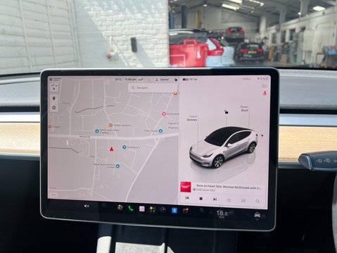 Tesla Model Y (Dual Motor) Long Range SUV 5dr Electric Auto 4WDE (384 bhp) 39