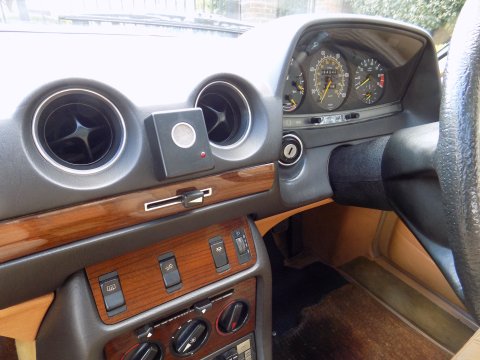 Mercedes-Benz W123 230 CE Pillarless Coupe 13