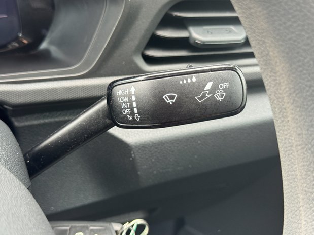 Ford Transit Connect SWB L1H1 [SOLD CR] Low Roof Trend 220 Air Con Nav Sensors EURO 6 21