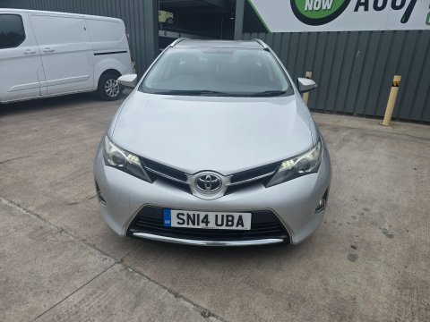 Toyota Auris ICON D-4D ESTATE 2