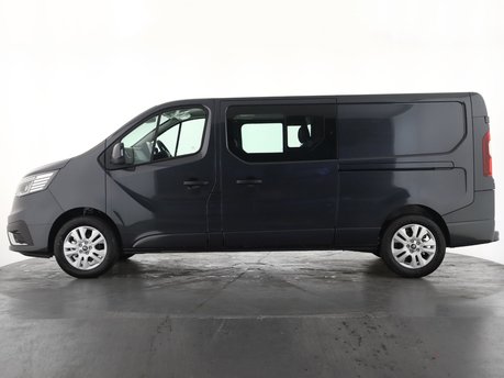 Renault Trafic LL30 Blue dCi 150 Extra MY26 Crew Van 8