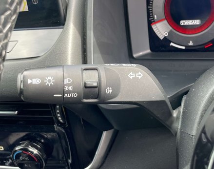 Nissan Qashqai 1.3 Qashqai N-Connecta DiG-T MHEV 5dr 55