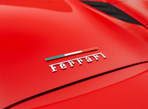 Ferrari 488 SPIDER 50