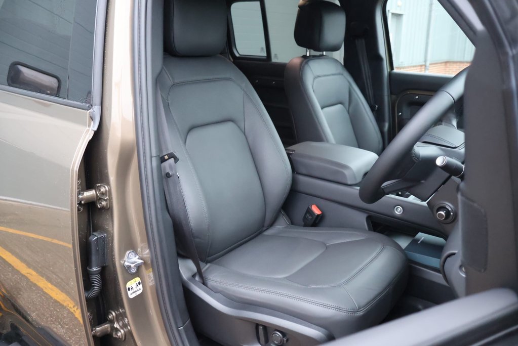 Land Rover Defender 110 2026 D350 HARD TOP X-DYNAMIC HSE STYLED BY SEEKER WITH LANDROVER REAR SEATS 21