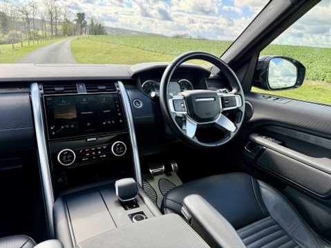 Land Rover Discovery R-DYNAMIC SE MHEV 56