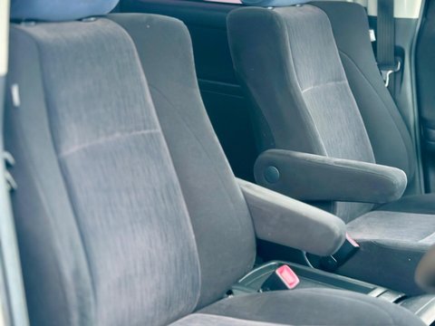 Toyota Alphard 8 SEATER+TWIN SUNROOF+RARE 18