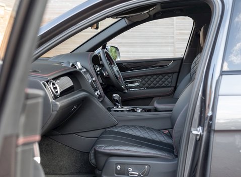 Bentley Bentayga V8 Diesel 16