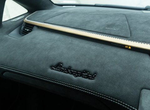 Lamborghini Aventador LP 780-4 ULTIMAE 21