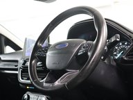 Ford Fiesta TITANIUM 12