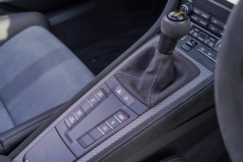 Porsche 718 SPYDER RS PDK 17