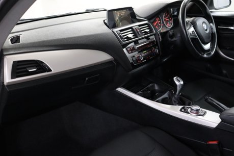 BMW 2 Series 2.0 218d SE Euro 6 (s/s) 2dr 34