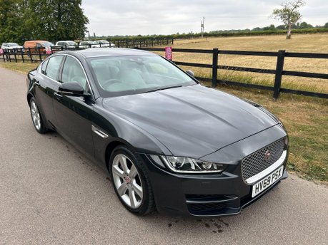 Jaguar XE 2.0i GPF Portfolio Auto Euro 6 (s/s) 4dr