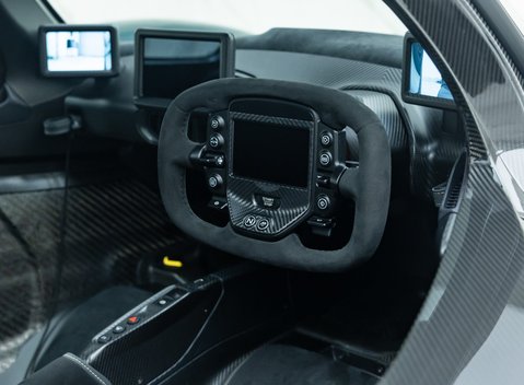 Aston Martin Valkyrie 13
