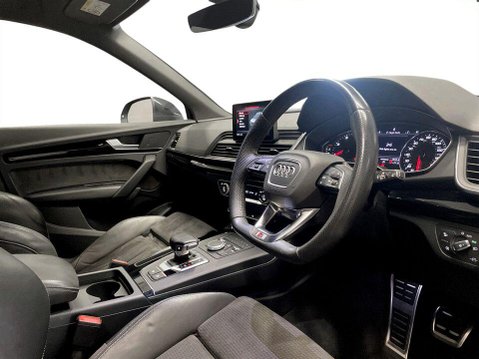 Audi Q5 2.0 TDI 40 Black Edition SUV 5dr Diesel S Tronic quattro Euro 6 (s/s) (190 12