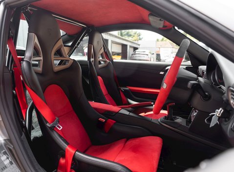 Porsche 911 (997) GT2 RS 12