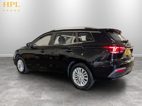 MG MG5 61.1kWh Exclusive Long Range Estate 5dr Electric Auto (156 ps) 5