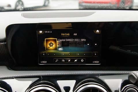 Mercedes-Benz A Class A 200 SPORT 25